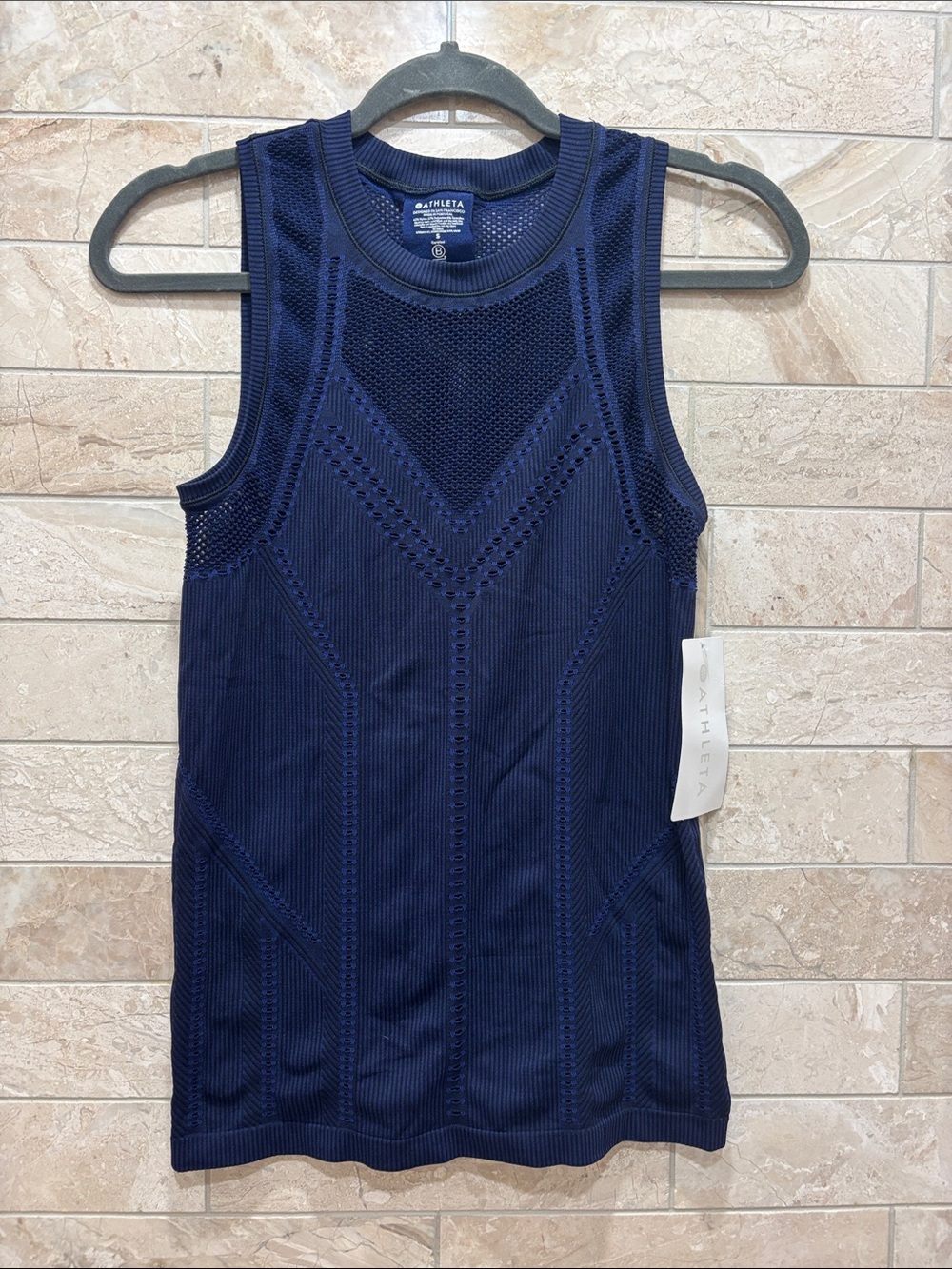 Athleta Oxygen Two Toned Navy Textured Knit Sleeveless Tank Top